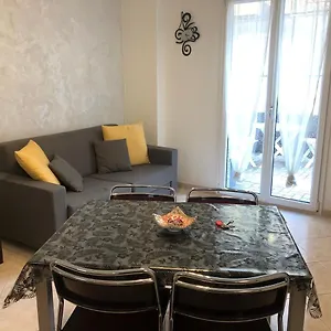 Apartment Casa Francesca: Un Mare Di Relax!, Ventimiglia
